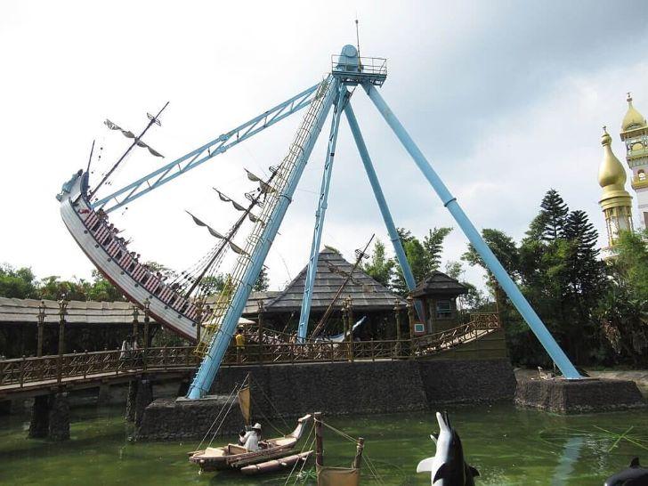 海盜船 遊樂園 樂趣 刺激 好玩 遊樂設施 兒童樂園 挑戰英文